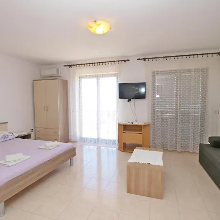 Korljan Apartman *