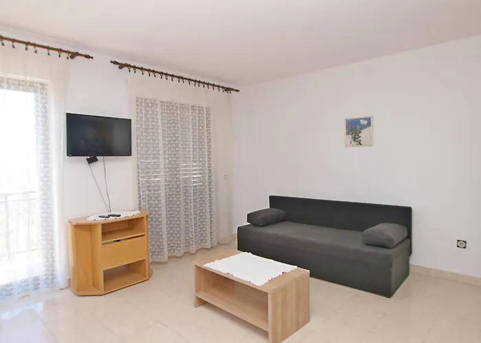 Apartment Korljan *