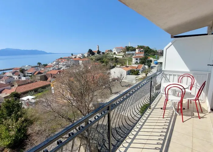 Apartment Korljan Gradac (Split-Dalmatia)