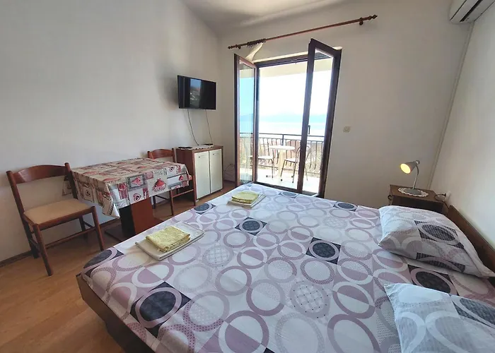 Korljan Apartment Gradac (Split-Dalmatia)
