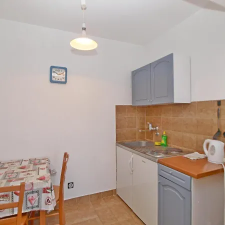 아파트 Korljan 그라다츠